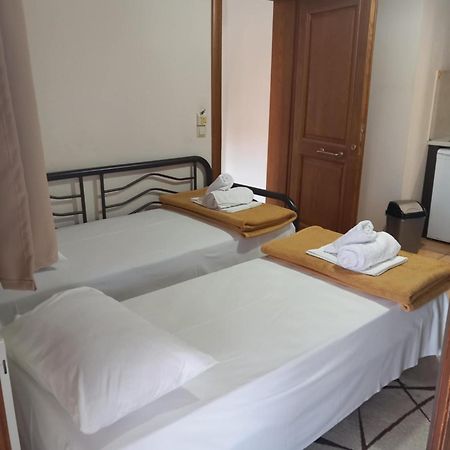 Pansion Fani Apartment Ouranoupoli Bagian luar foto