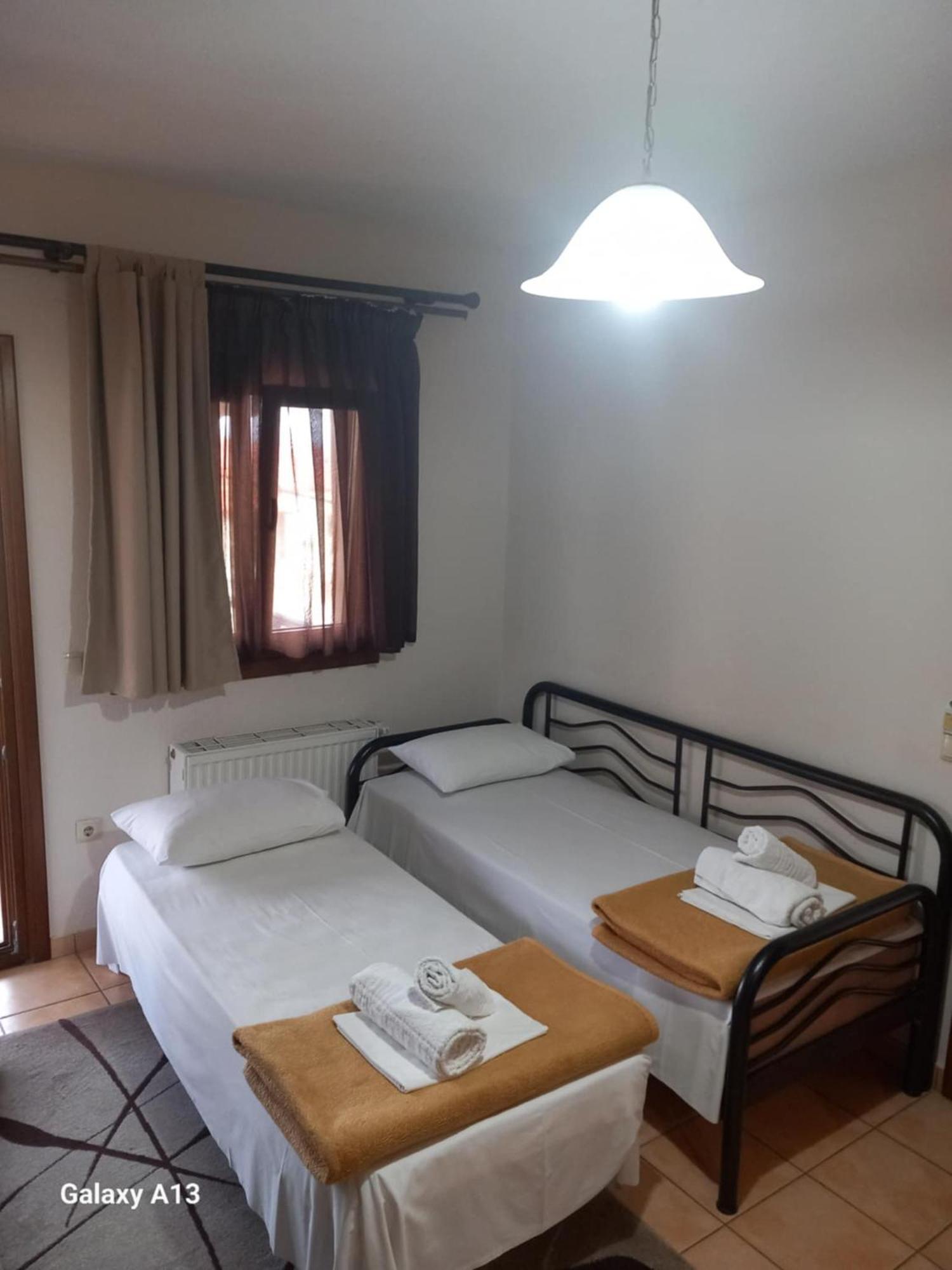 Pansion Fani Apartment Ouranoupoli Bagian luar foto