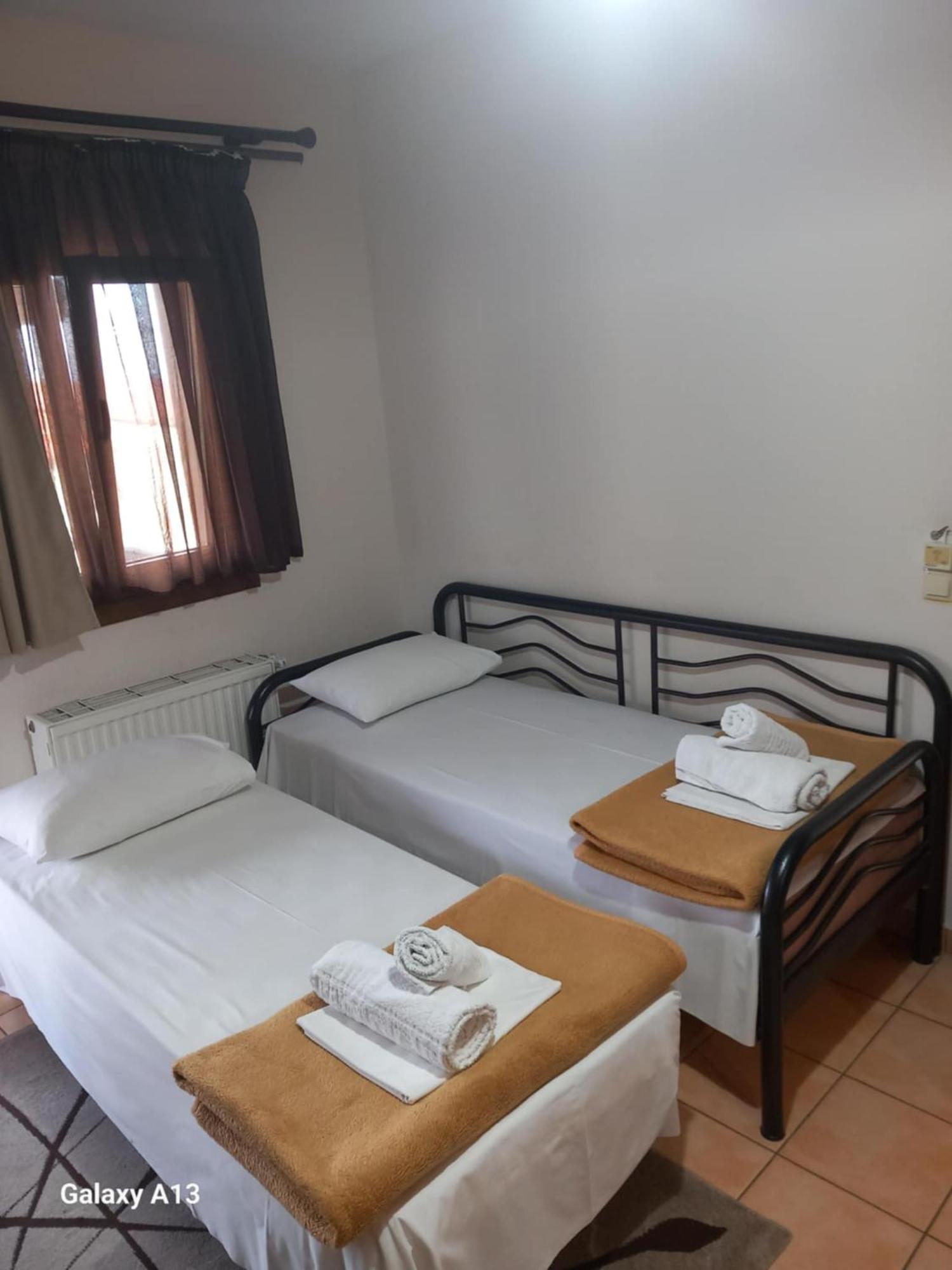 Pansion Fani Apartment Ouranoupoli Bagian luar foto